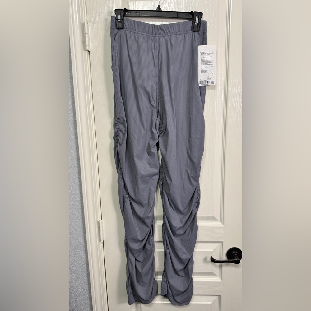 Lululemon NWT Dance Studio Slim-Fit High-Rise Flared Pant